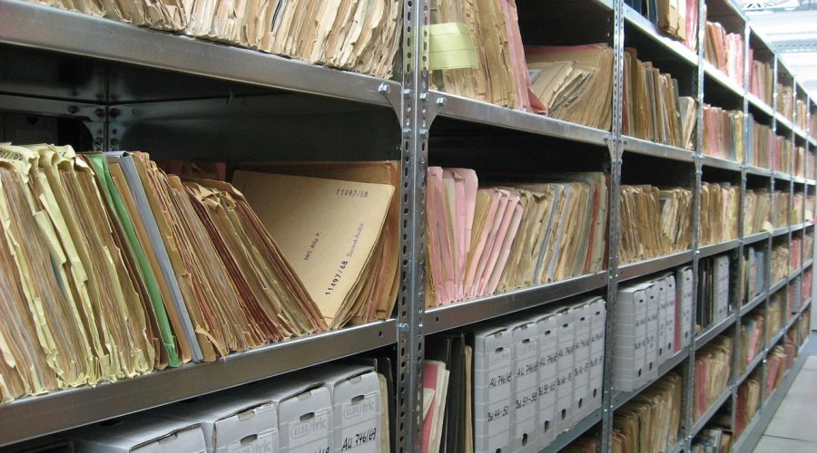 Czy warto zostać archiwistą?